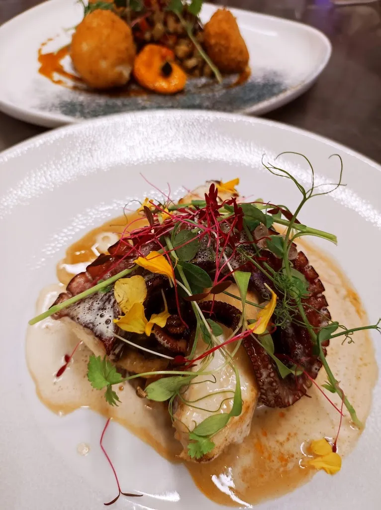 La Verrerie_Gaillac_slider_image_3