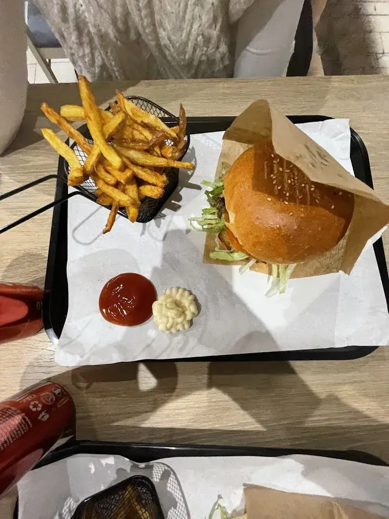 chaïma mazouz_FRESH FOOD_Gaillac_review