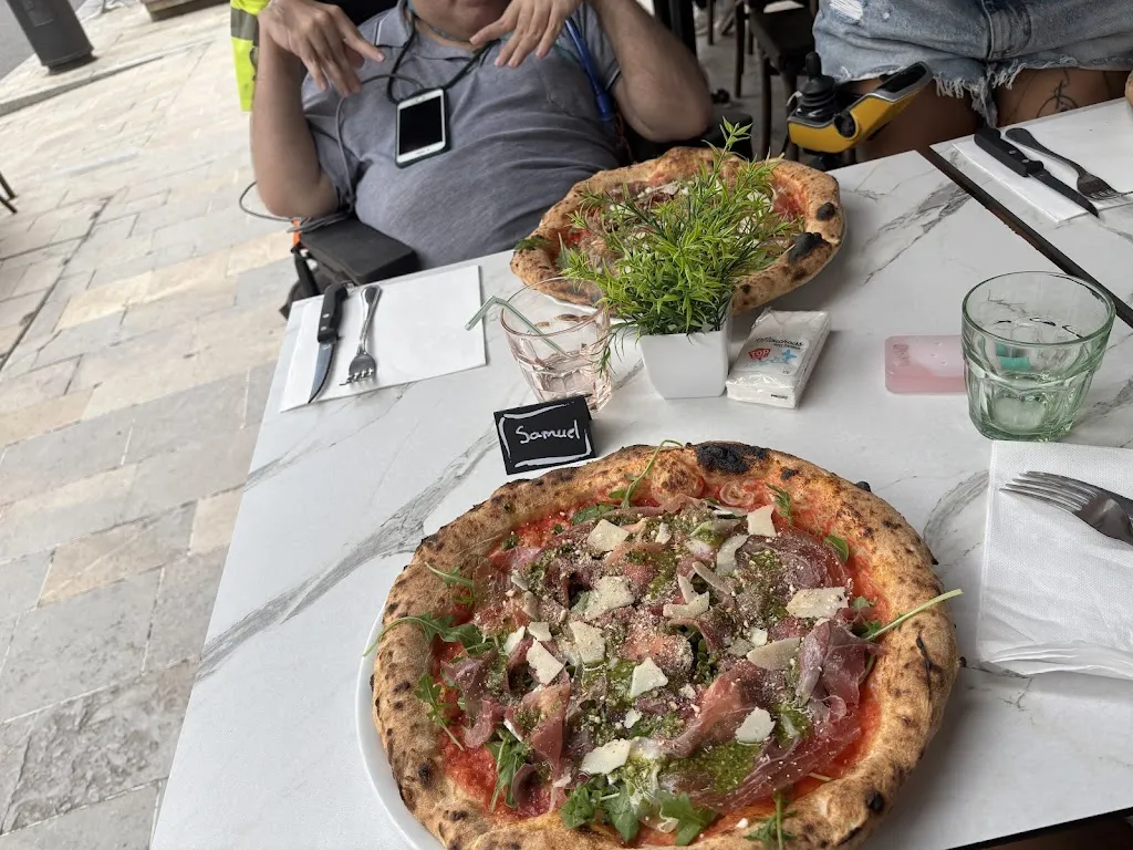 Claude BERNAY_Pizza del Alma Gaillac_Gaillac_review