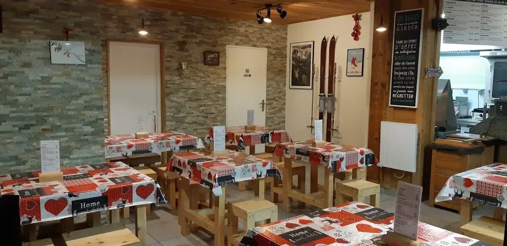 Le Coin Gourmand_Grand-Bornand_slider_image_3