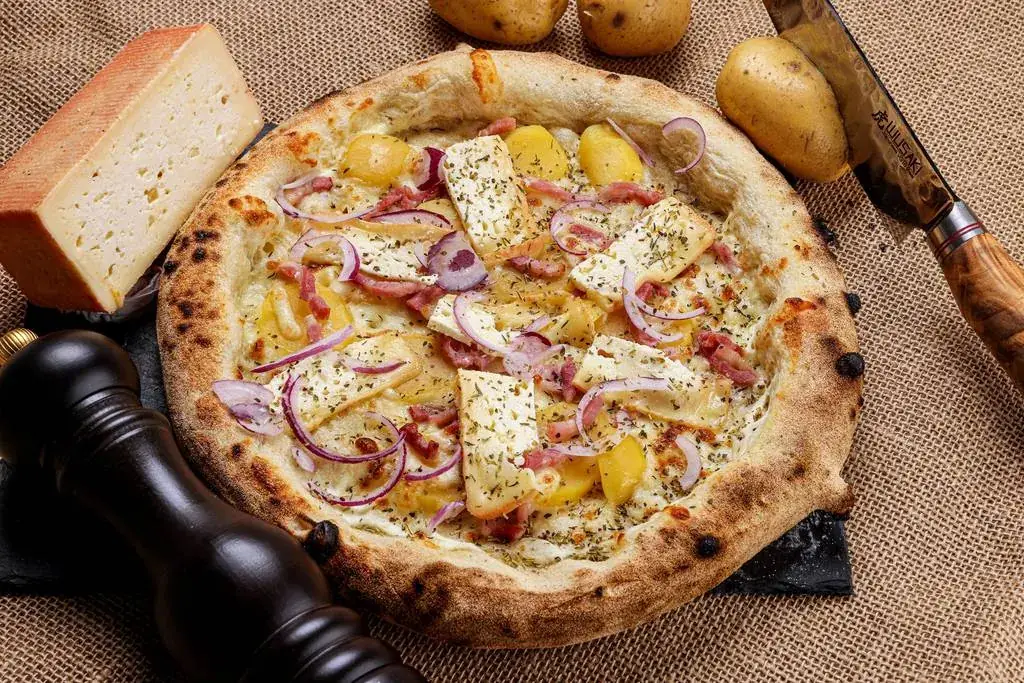 Menu_Distributeur de pizzas artisanales Monsieur Tomate 7j/7 et 24h/24 | A Emporter_Gaillac_image_2