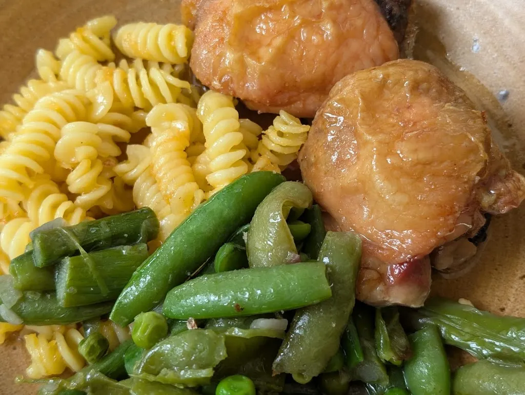 Jana Halusa_Restaurant Comme Chez Papa et Maman_Sarp_review