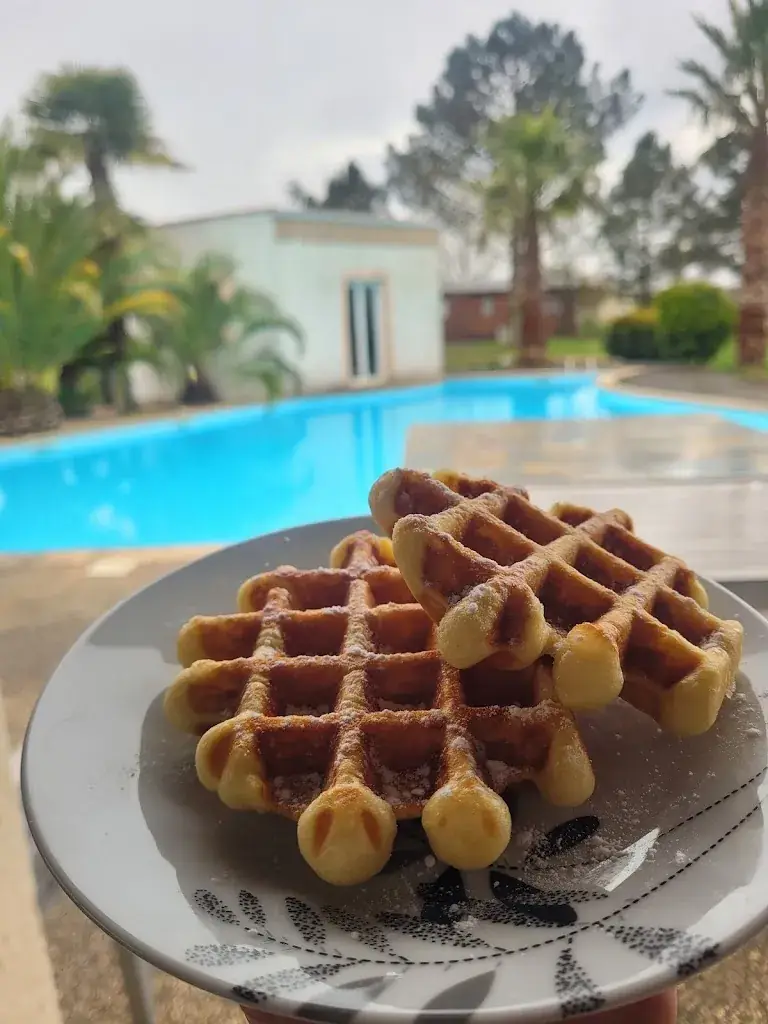 Rozell La Roulotte Gourmande - Crêperie artisanale itinérante_Gourdan-Polignan_slider_image_1