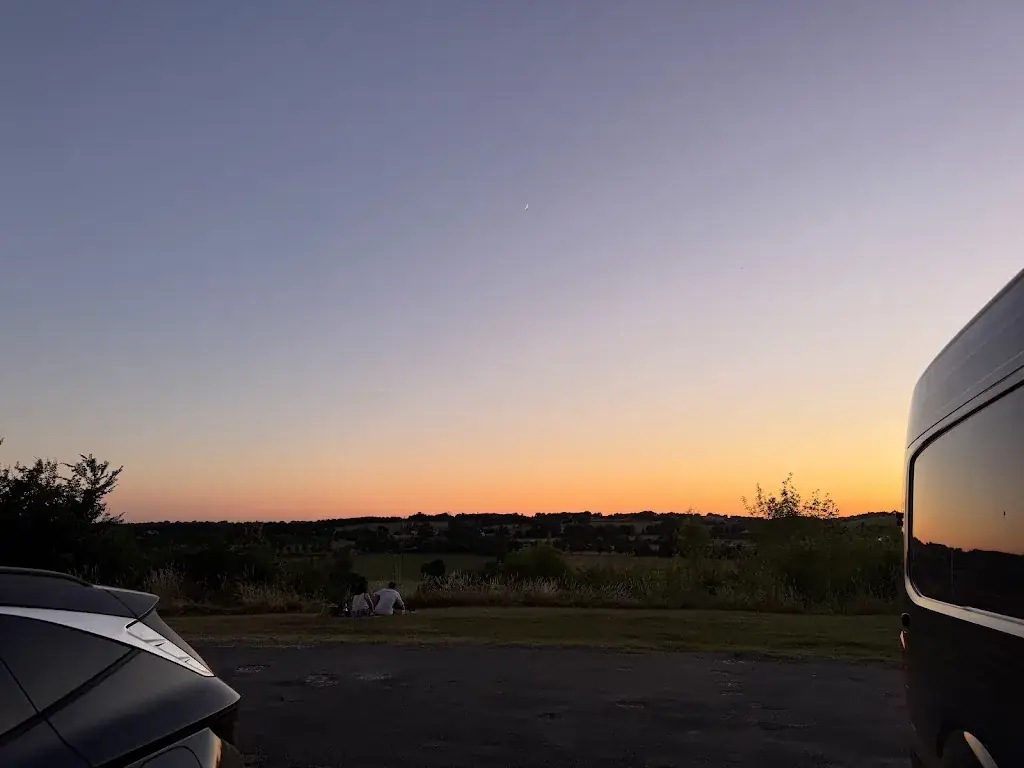 Mark Stringer_MANINE La guinguette_Gimont_review