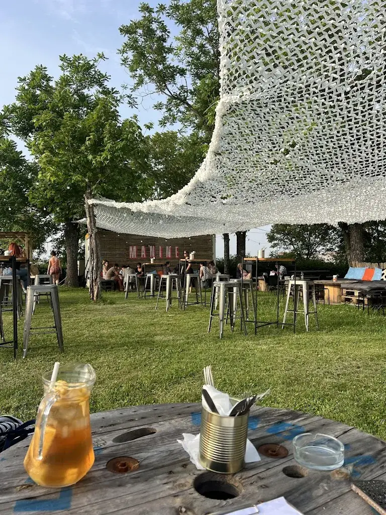 Lory Montagner_MANINE La guinguette_Gimont_review