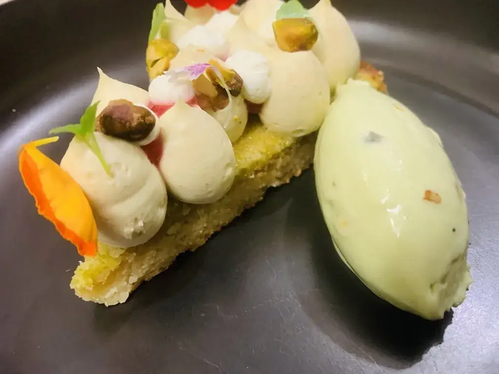 La Table D'Olivier_Samatan_slider_image_2