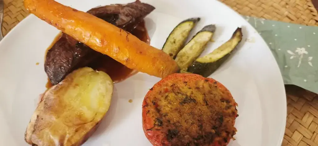 Fanou Delphine_La Fabrique des colibris Mauvezin_Mauvezin_review