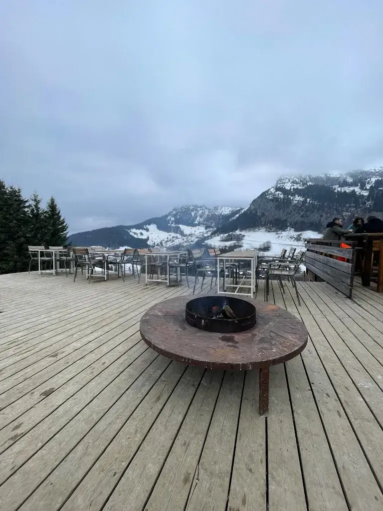 Alistair Thompson_Papi Jo_Grand-Bornand_recensione