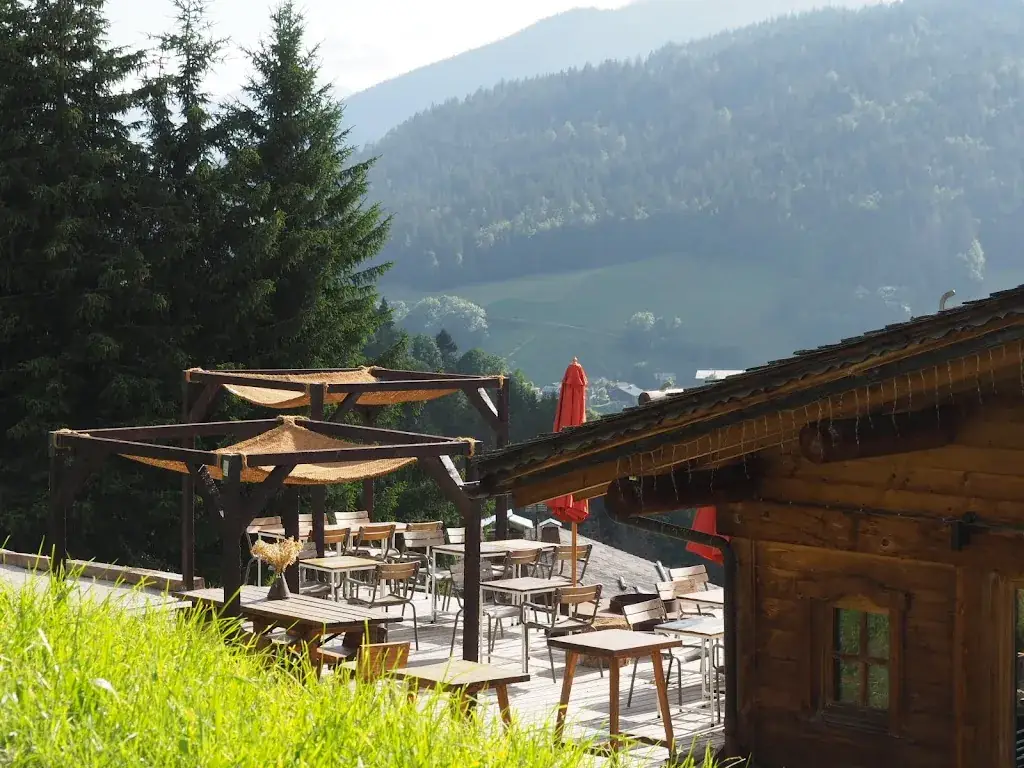 Papi Jo_Grand-Bornand_slider_image_3