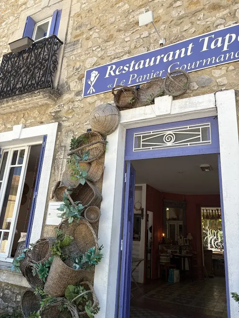 Le Panier Gourmand restaurant in Goudargues