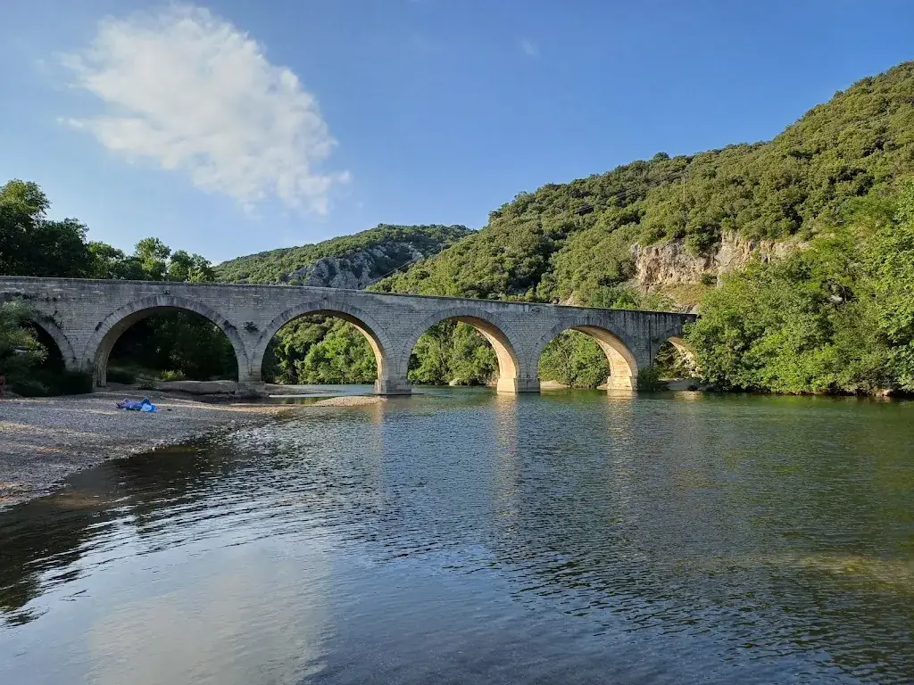 Guinguette La Frigoulette_Saint-André-de-Roquepertuis_slider_image_3