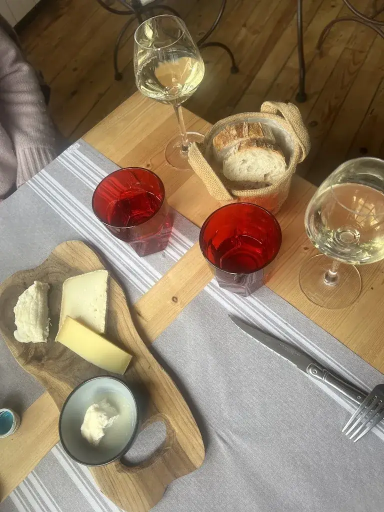 Jenna K_Ceze Grand Rue_Roque-sur-Cèze_recensione