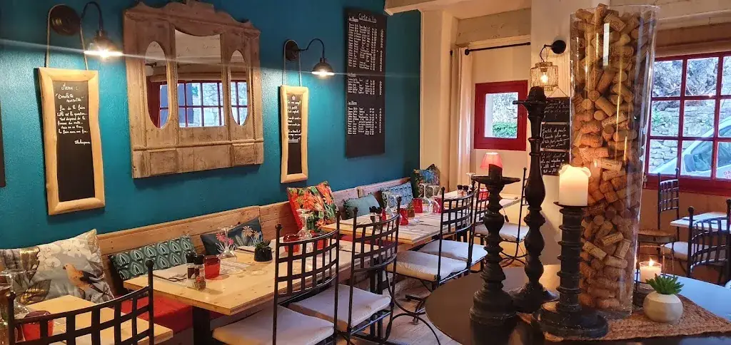 Ceze Grand Rue restaurant in Roque-sur-Cèze