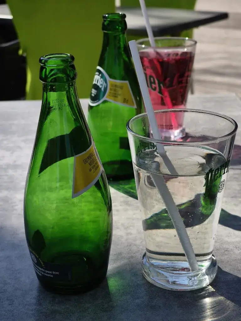 Mini Pouce et Orphée_Bar Des Sources_Goudargues_review