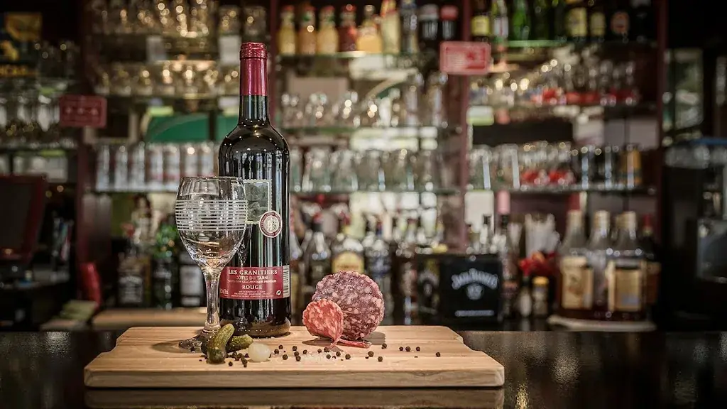 L'aviation - Chez Cathy & Mathieu restaurant in Graulhet