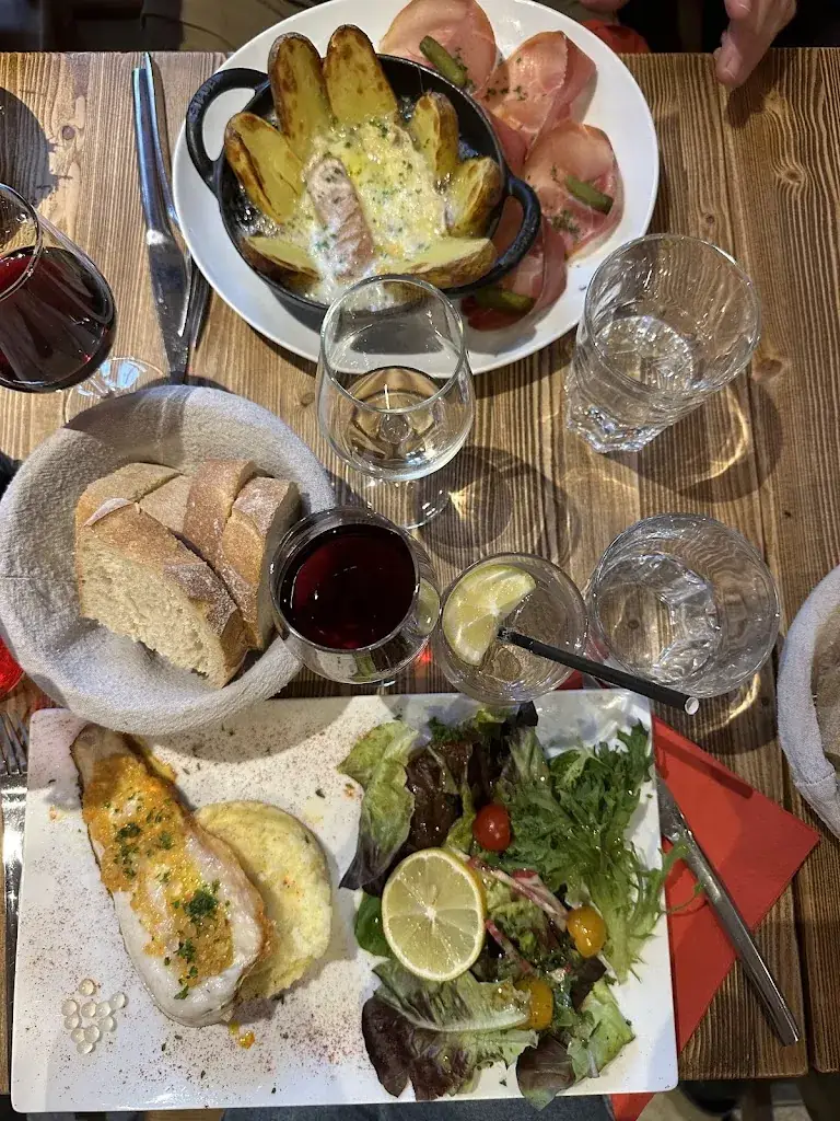 Kirstine Wesnæs_Le Refuge des Loups Restaurant_Houches_review