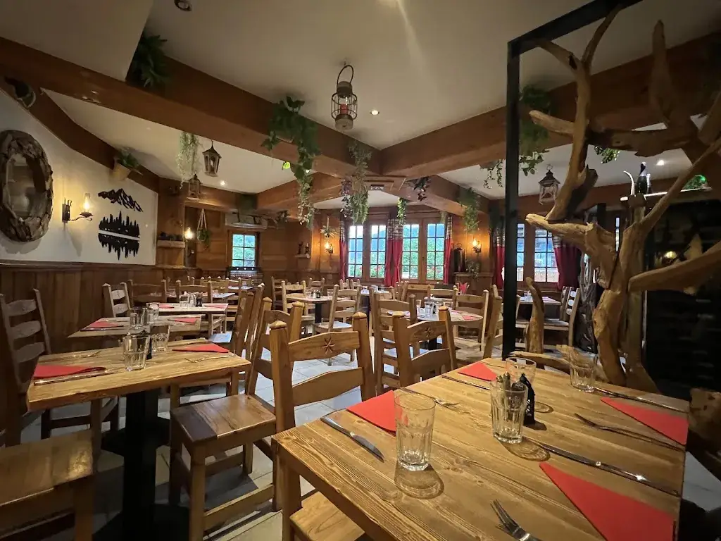 Le Refuge des Loups Restaurant_Houches_slider_image_1