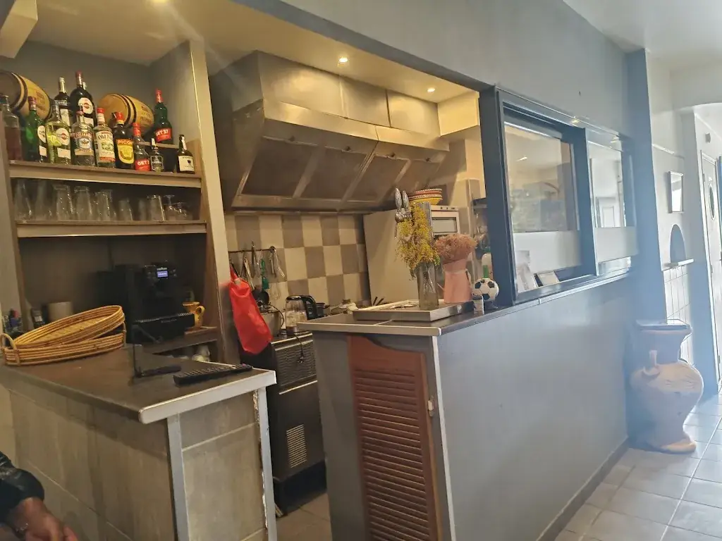 valerie leveque_La Fontaine_Graulhet_recensione