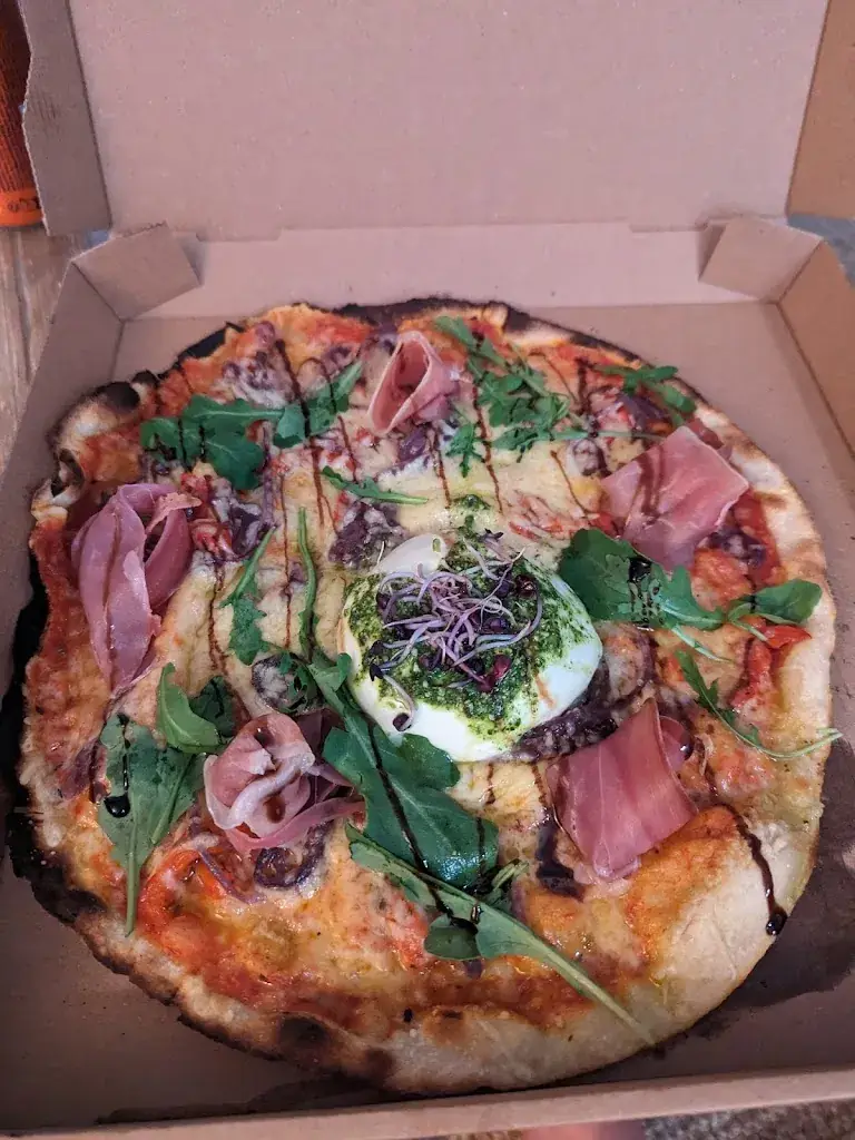 Magdalena Bullivant_Comme Avant_Graulhet_review