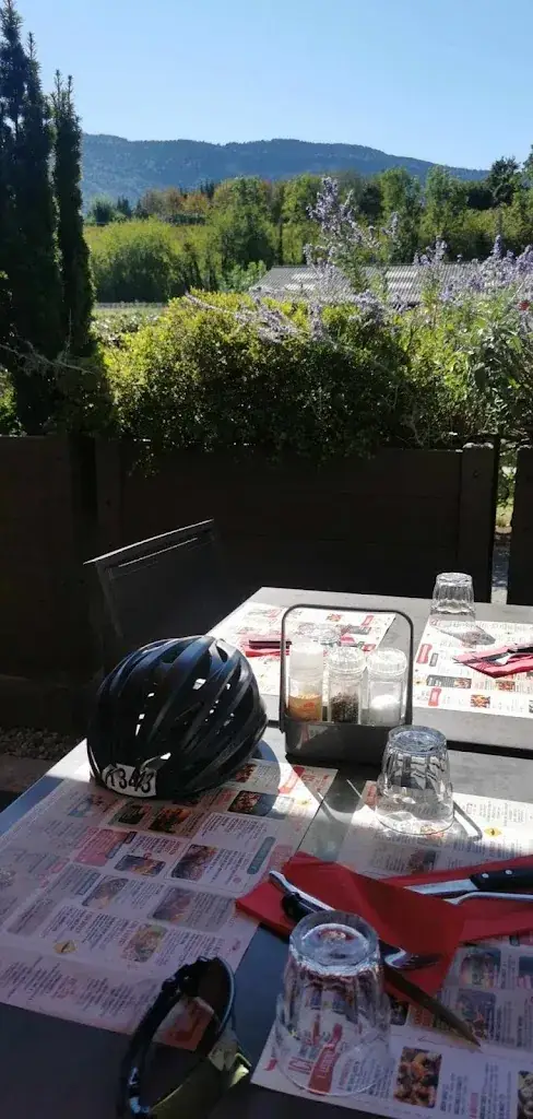 Michael Acosta_Buffalo Grill Archamps_Archamps_review