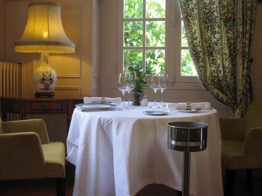 Restaurant de la Bouriane restaurant in Gourdon