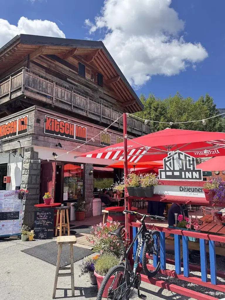 Al Dr_Kitsch Inn_Houches_review