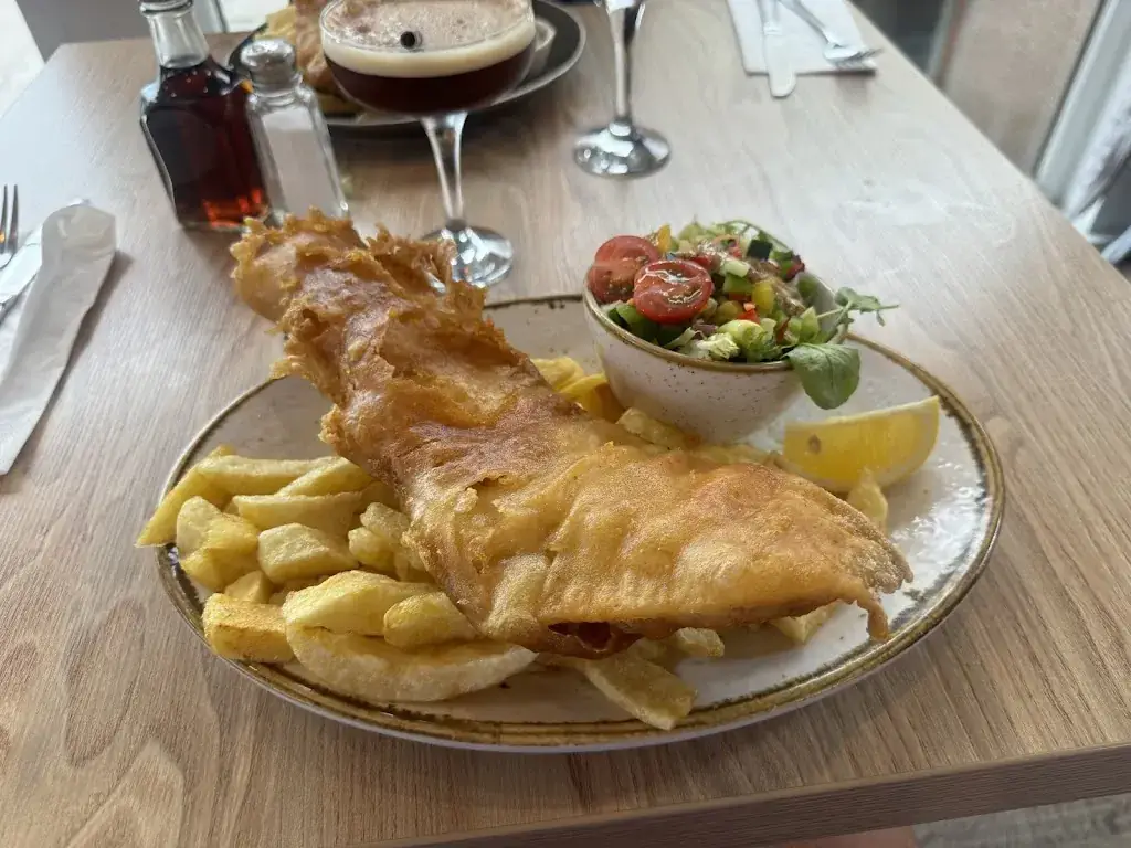 N Douglas_Quayside Restaurant & Fish Bar_Kingdom_review