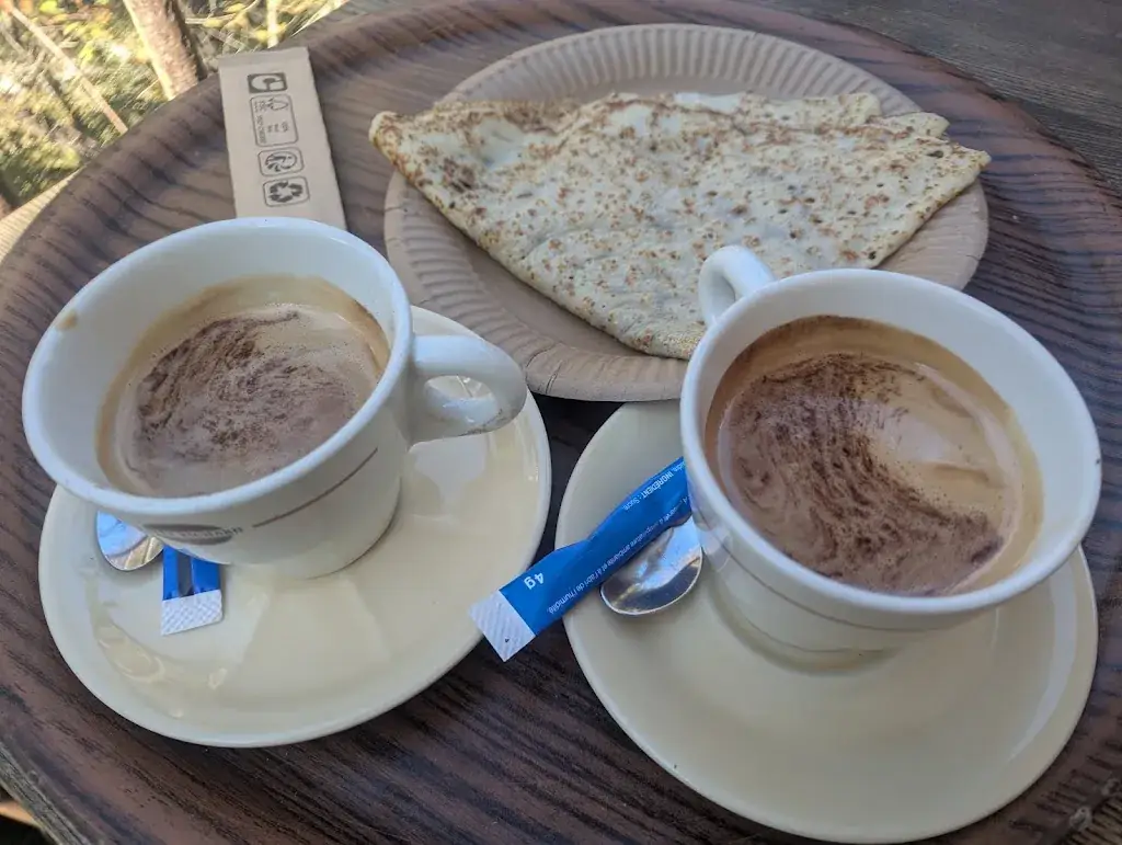 Jessi K_Restaurant snack le saut du Loup_Gourdon_review