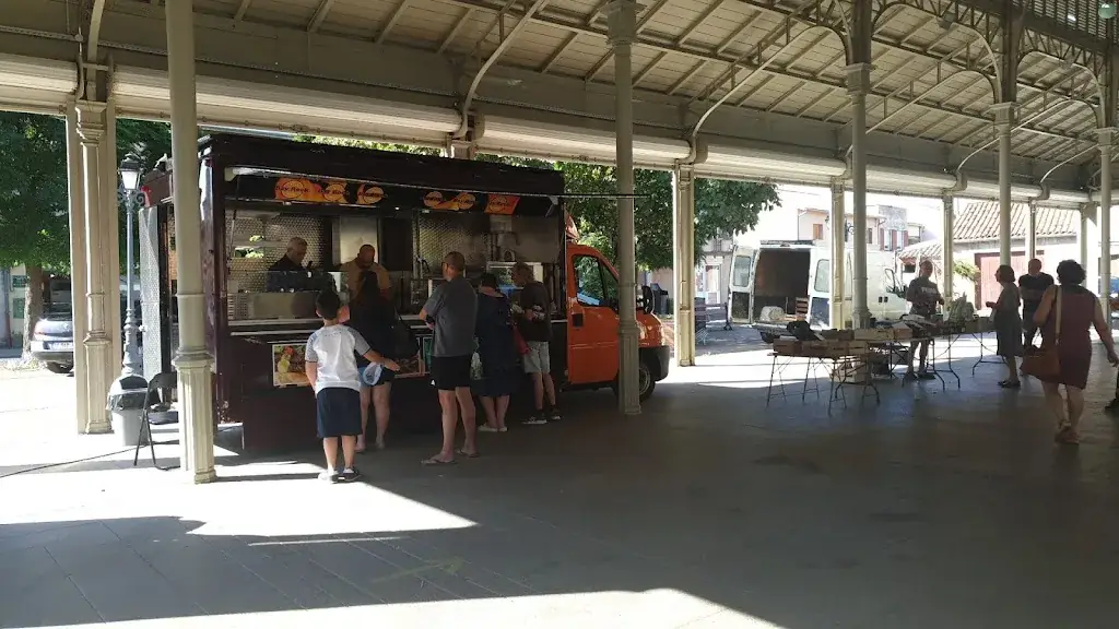 Le Bistro restaurant in Grisolles