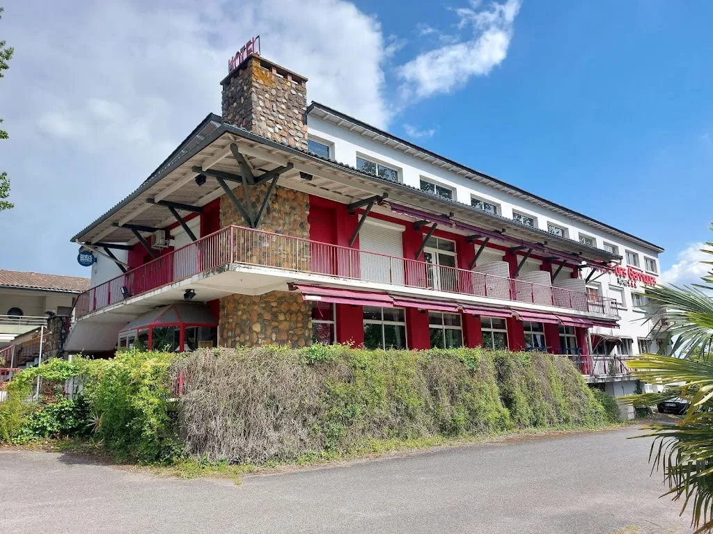 Logis Hôtel Relais des Garrigues ristorante a Grisolles