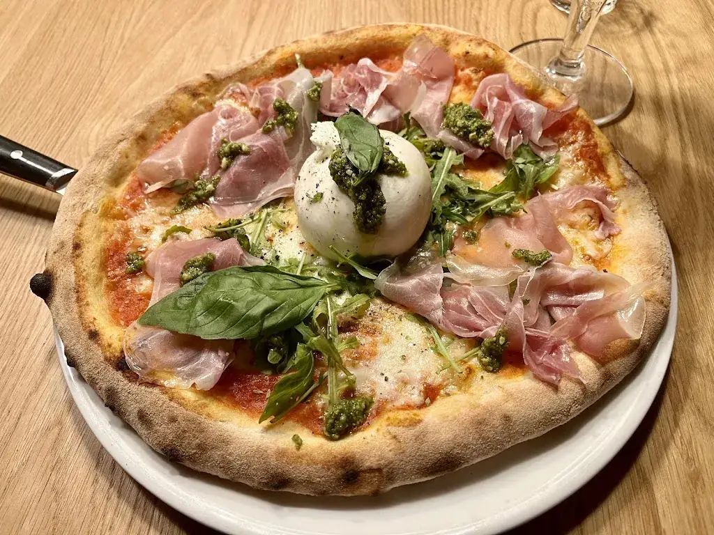 Mamma Giulia_Houches_slider_image_3