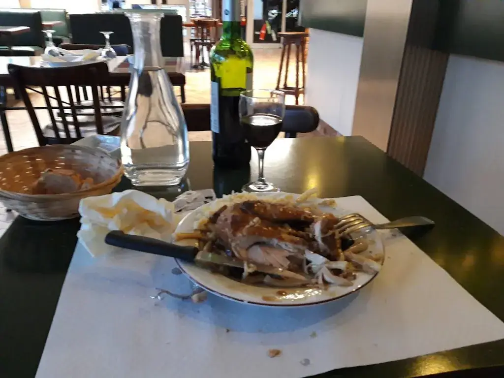 Menu_Hôtel Des Pyrénées_Laloubère_immagine_8