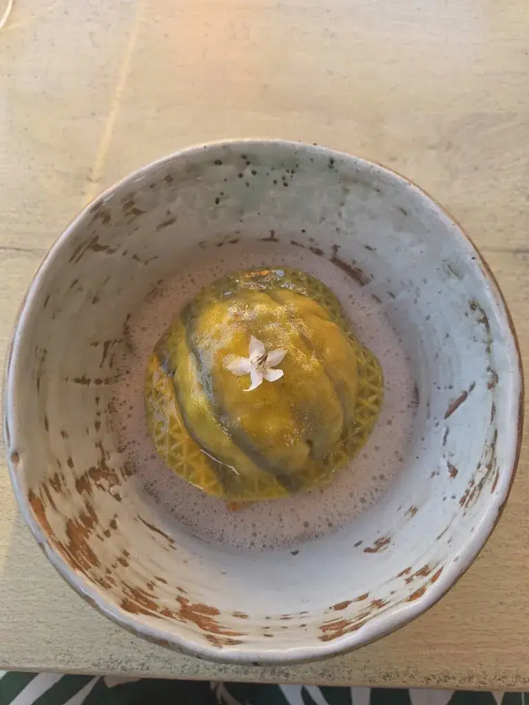 Bryoni Thorp_Le Voyage D'Ernestine_Alvignac_review