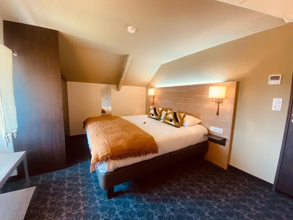 Logis Hôtel Relais des Gourmands restaurant in Gramat