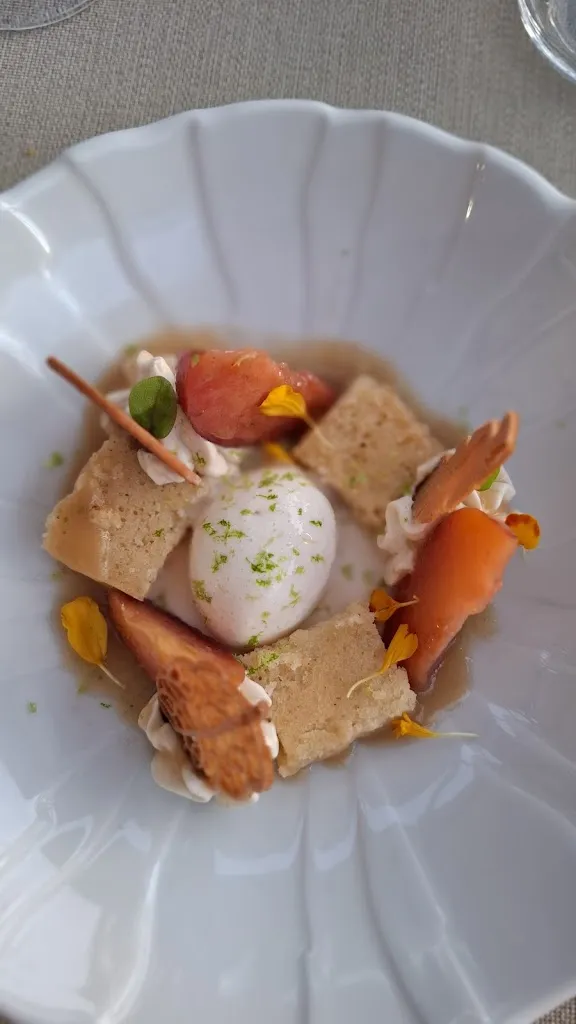 karine favier_Au fil de l'eau_Miers_review