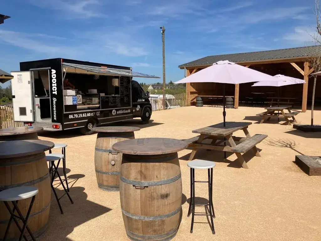 Addiction 46 restaurant in Alvignac