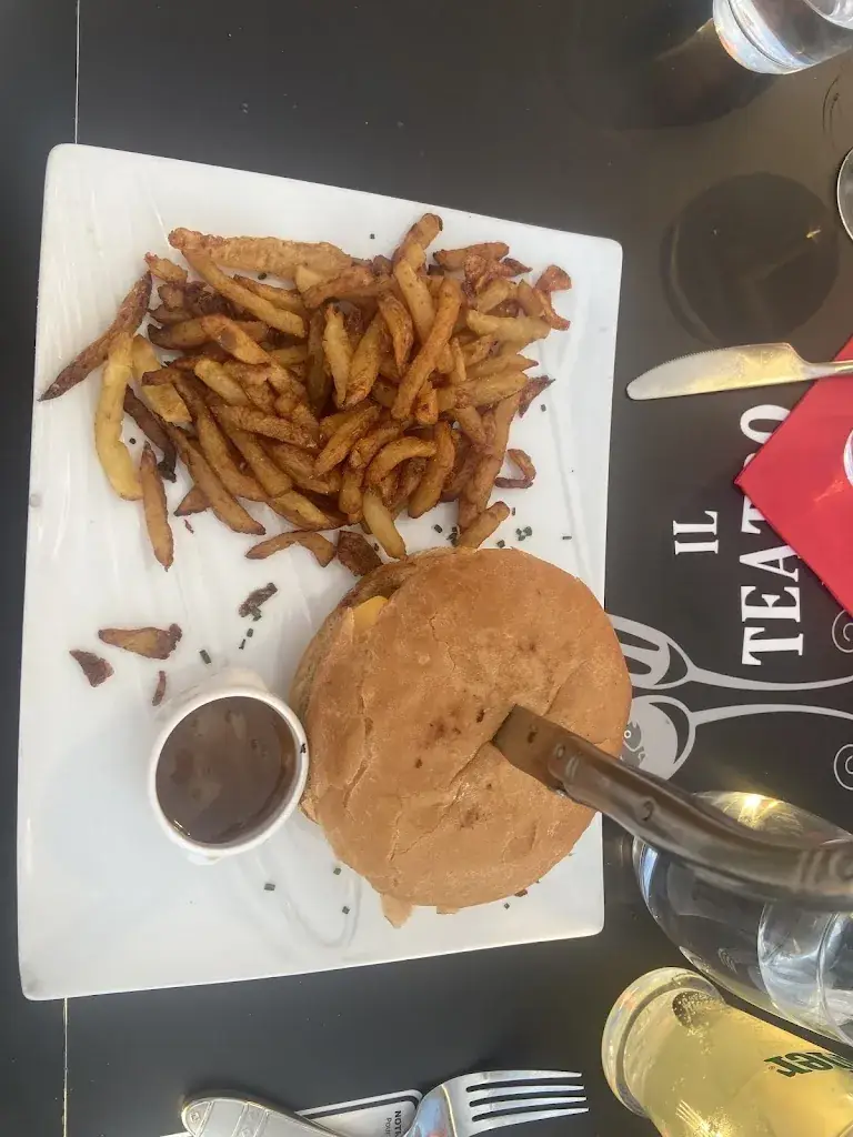 Aoibhe Kerins_Il Téatro_Gruissan_recensione