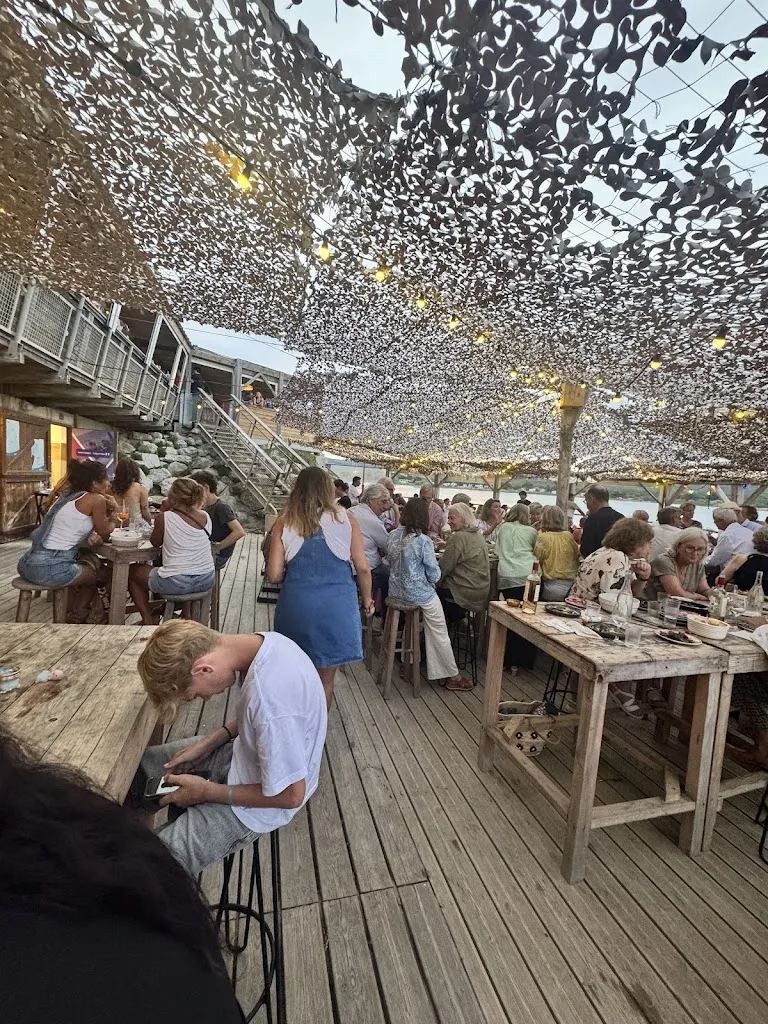 Frederik De Becker_Mamamouchi_Gruissan_recensione