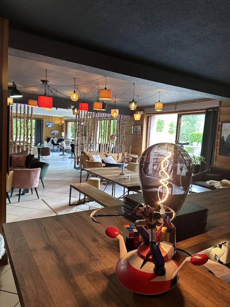 chrystelle petit_Kopa_Houches_review