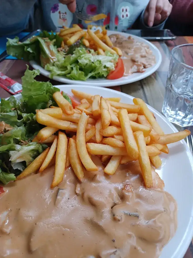 Andy Hayward_Le Breizh d'Oc_Gruissan_review