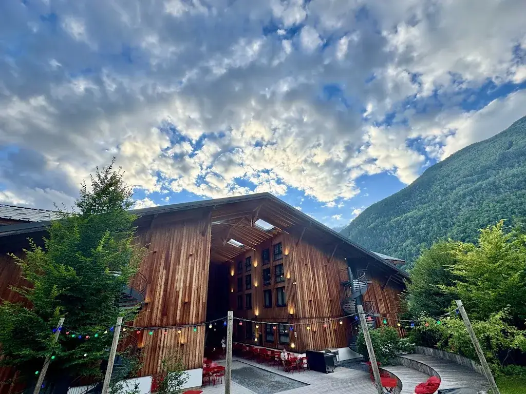 Ilan Balaban_Restaurant & Bar - RockyPop Chamonix - Les Houches_Houches_recensione