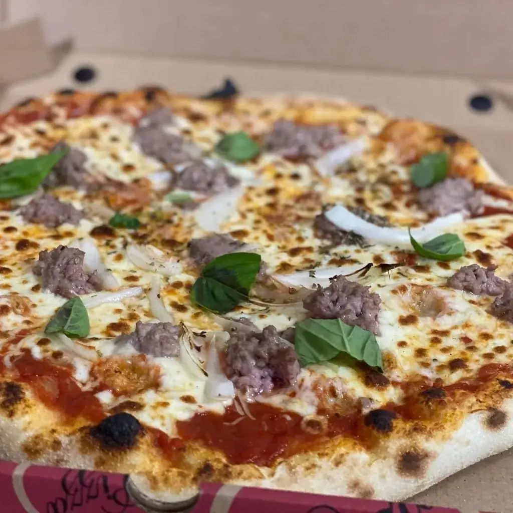 Le petit Jules pizzeria_Jonquières-Saint-Vincent_slider_image_1