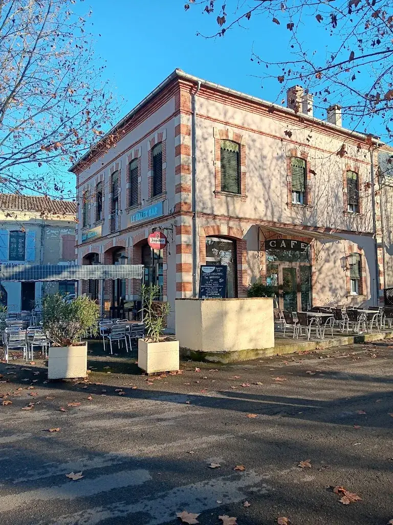 Balek bar restaurant_L'Isle-en-Dodon_slider_image_3