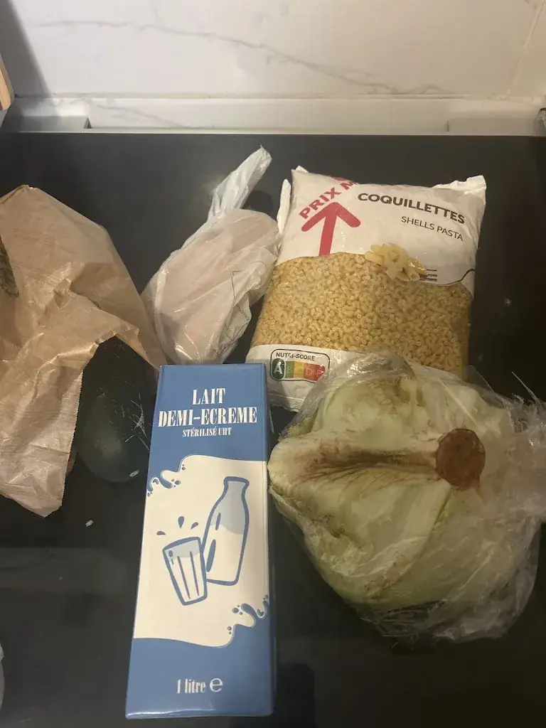 Laura Dekane_Resto du coeur de Ille sur Têt_Ille-sur-Têt_review