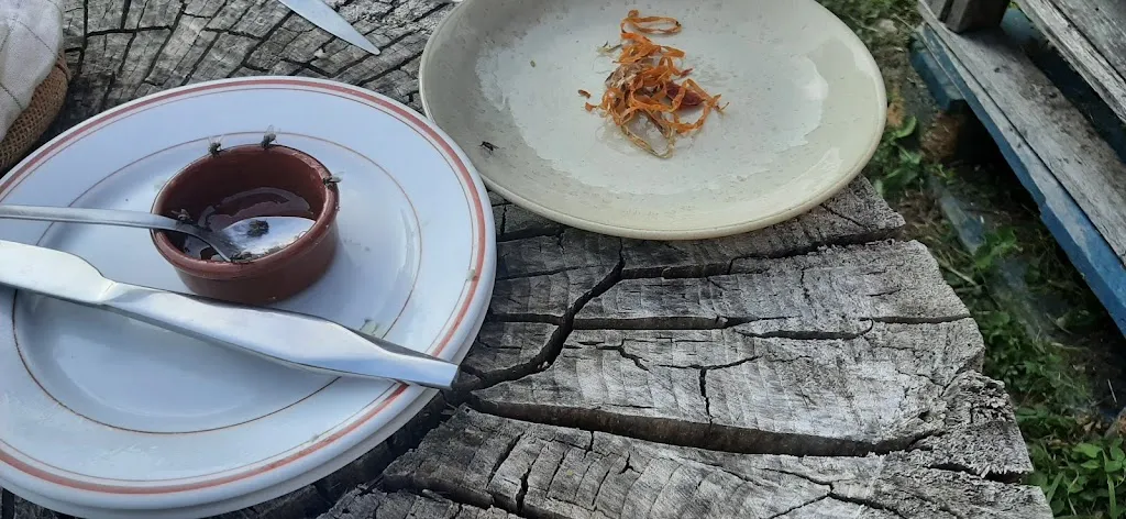 Menu_Le Moulin d'Auxillac : Restaurant (à 2 pas de la sortie de l'A75 !), bar, Hébergement. Au cœur d'un hameau de la Canourgue !_Canourgue_immagine_7