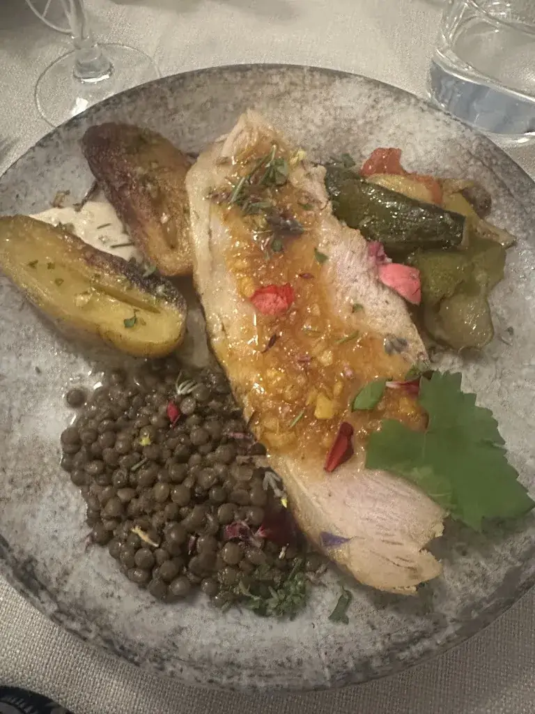 petite lune_Auberge Chez Louis : Gite, chambres d'hôtes, studio 2 personnes, avec SPA Sauna proche Gorges du tarn Lozère_Canourgue_review