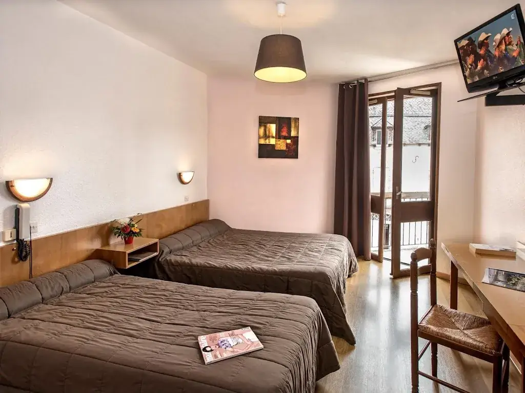 Logis Hôtel du Commerce_Canourgue_slider_image_3