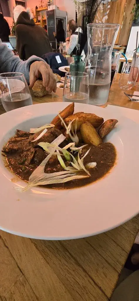 Mathieu Vierne_La Brasserie_Calmette_review