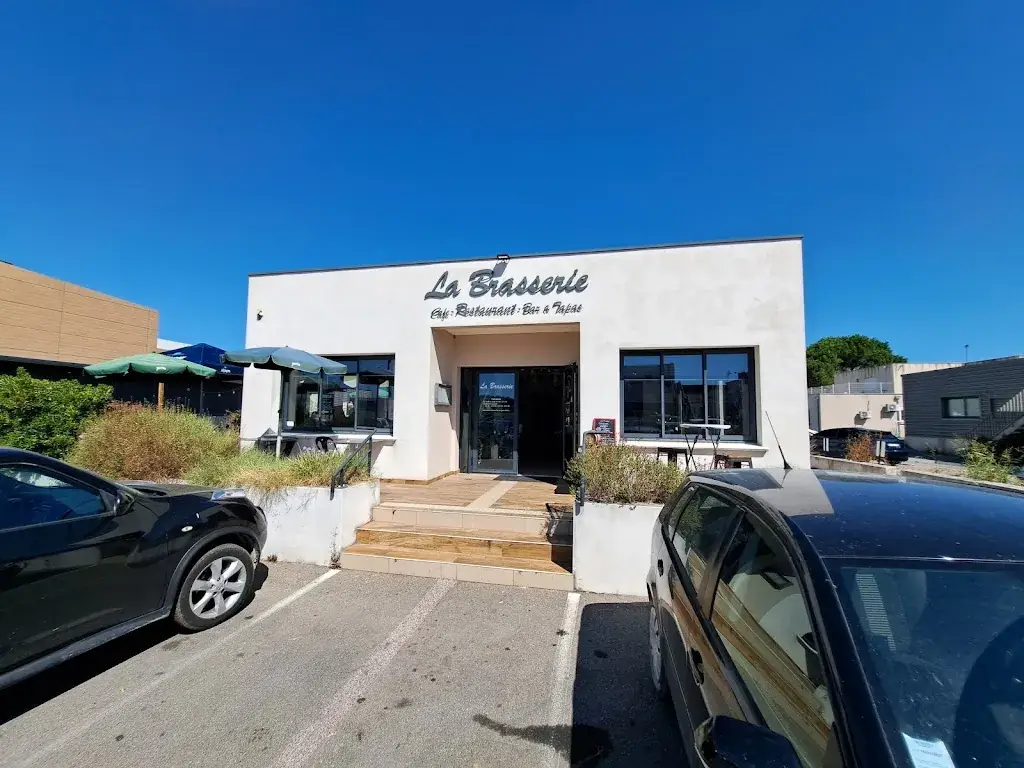 La Brasserie ristorante a Calmette