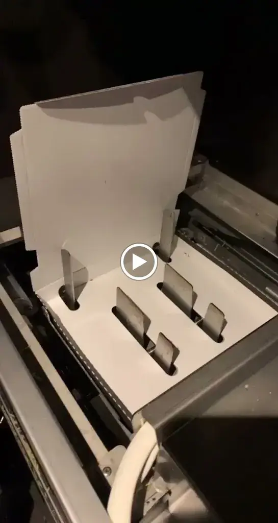 DISTRIBUTEUR PIZZA à La Calmette24/24 Di Lorenzo pizza_Calmette_slider_image_2